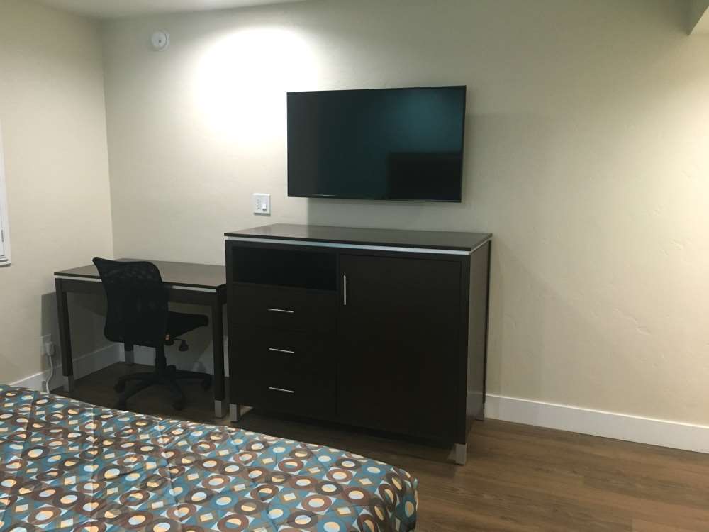 Vagabond Inn Executive - Bakersfield Downtowner 객실 사진