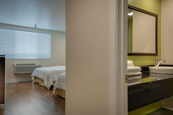 Vagabond Inn Executive - Bakersfield Downtowner 외부 사진